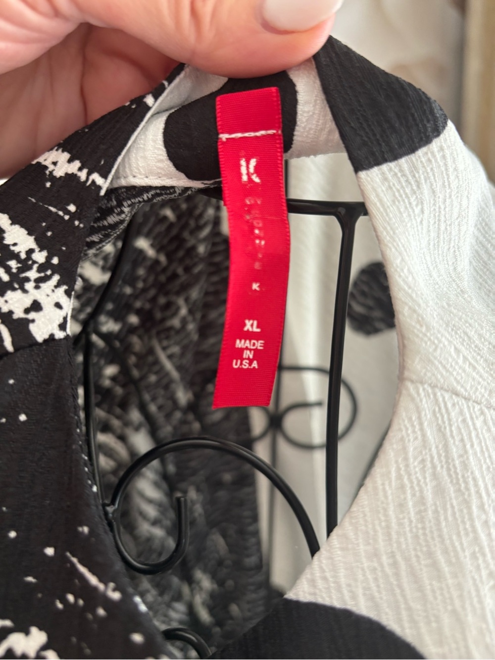 IC BY CONNIE K Black & White Textured Polka-Print Blazer with Red Tag - Picture 15 of 16